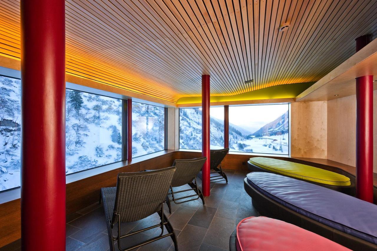 Wohlfuehlhotel Hubertushof Stuben am Arlberg Exterior photo